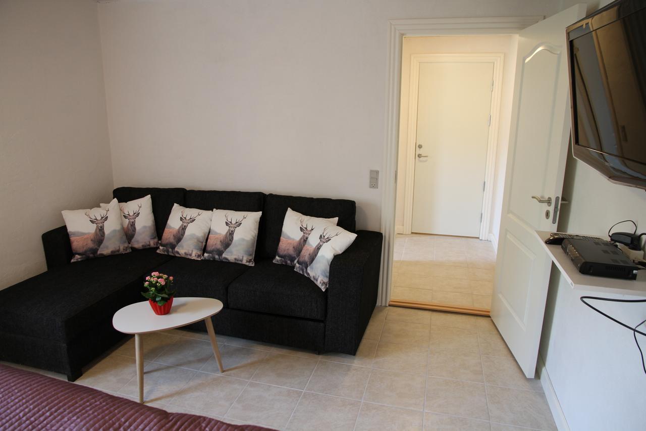 Ostbirk Hukaergaard Bed & Breakfast المظهر الخارجي الصورة